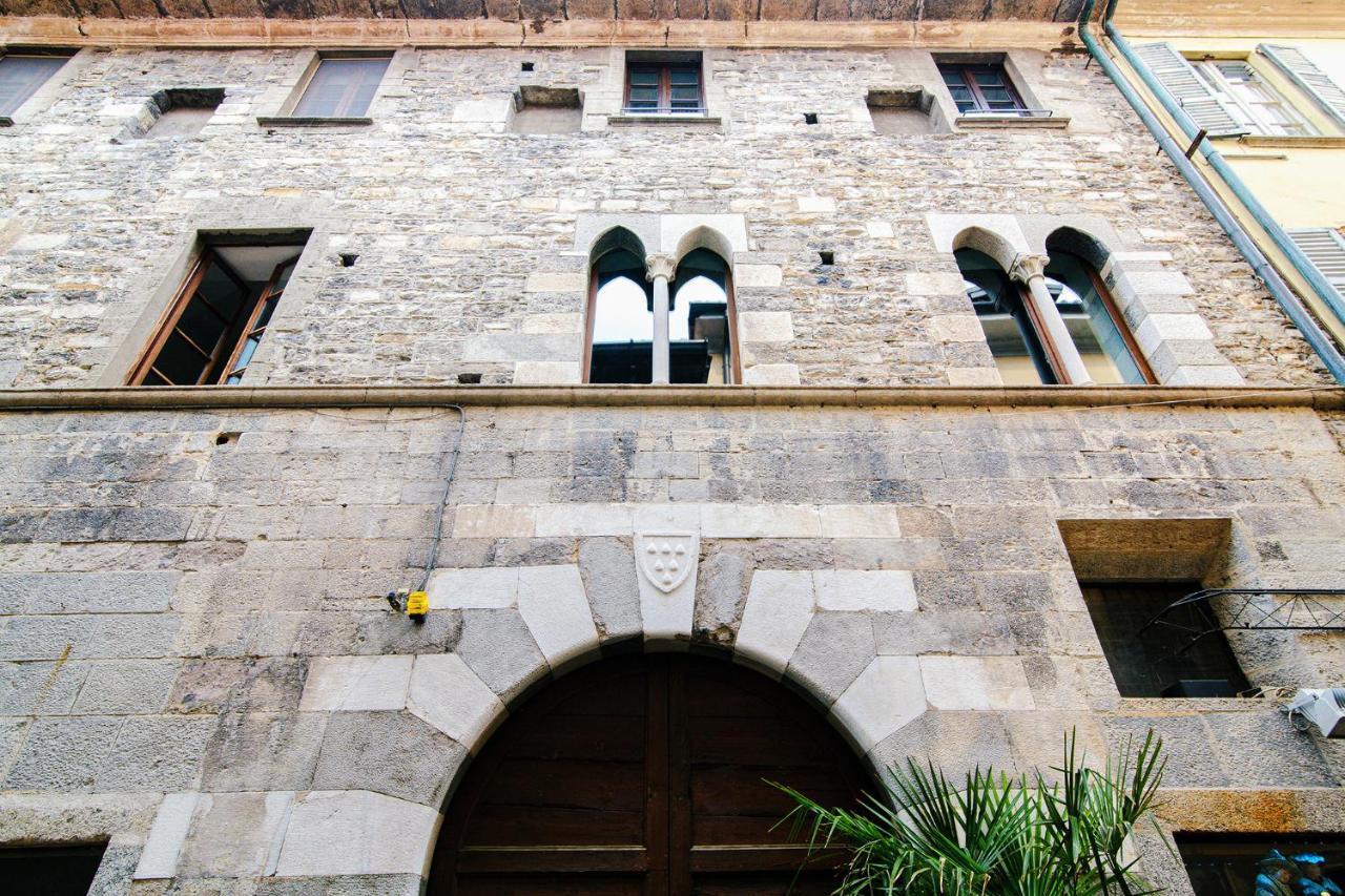 Palazzo Del Pero - The House Of Travelers Apartment Como Exterior photo